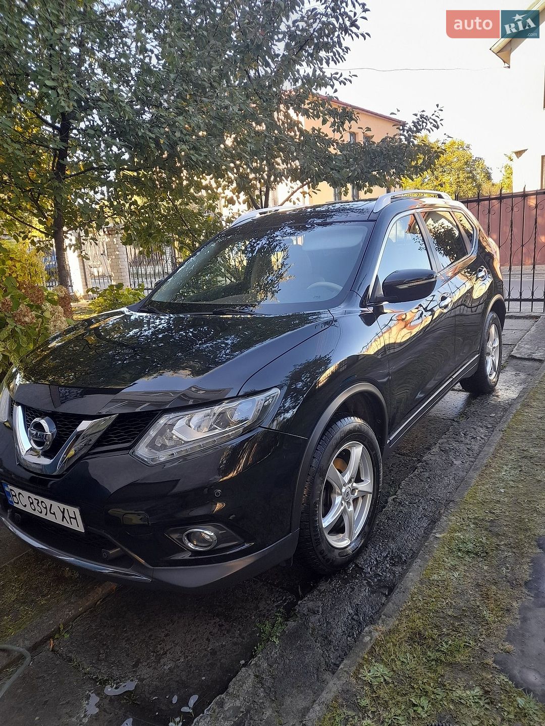 Nissan X-Trail 2015 VIN JN1TCAT32U0014725 фото оголошення 4 з 63