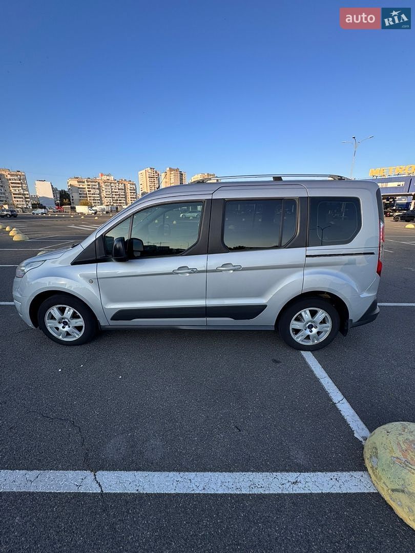 Ford Tourneo Connect 2013 VIN WF0TXXWPGTDE19886 фото оголошення 8 з 32