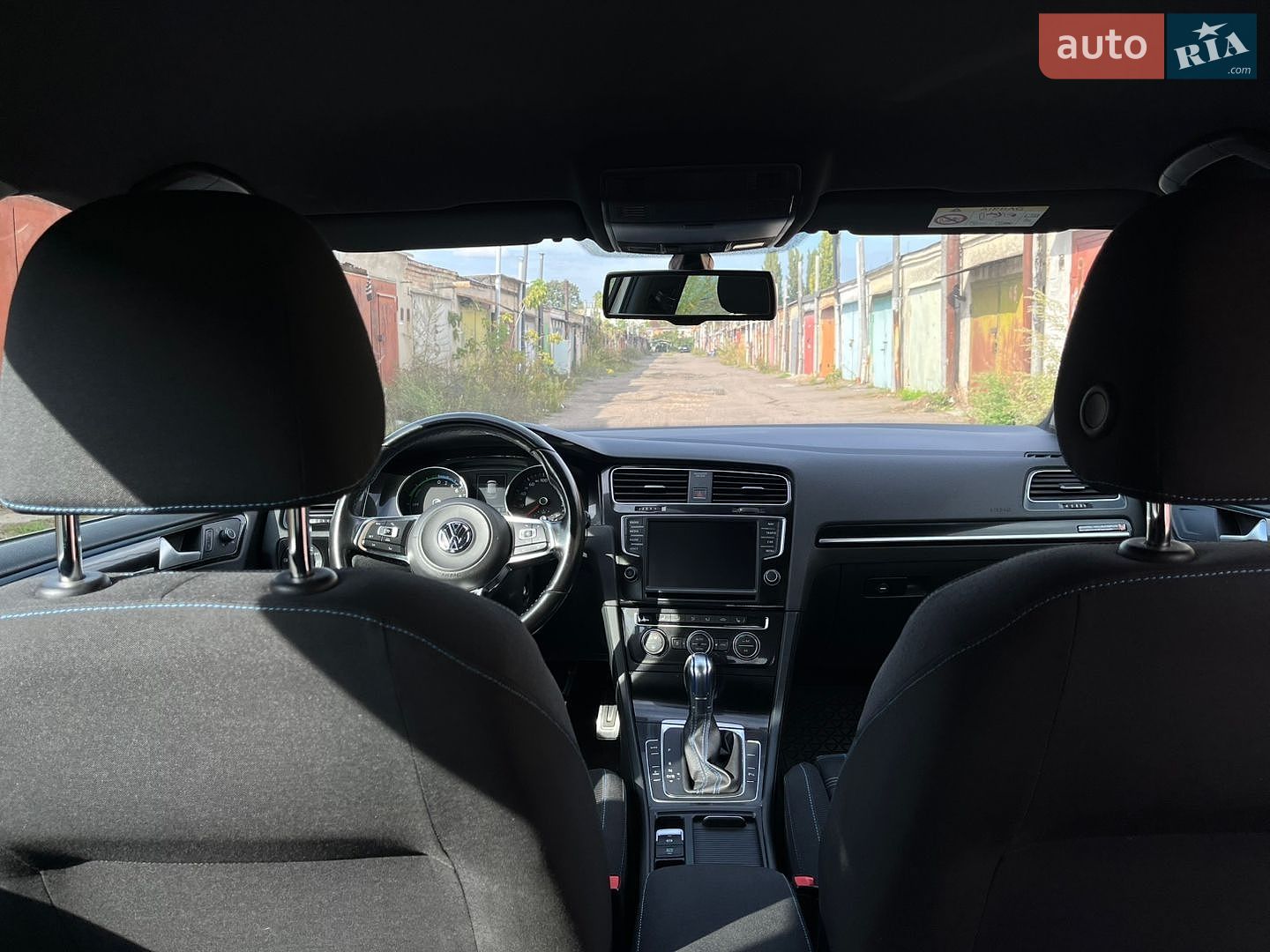 Volkswagen Golf GTE 2015 VIN WVWZZZAUZFW809192 фото оголошення 17 з 26