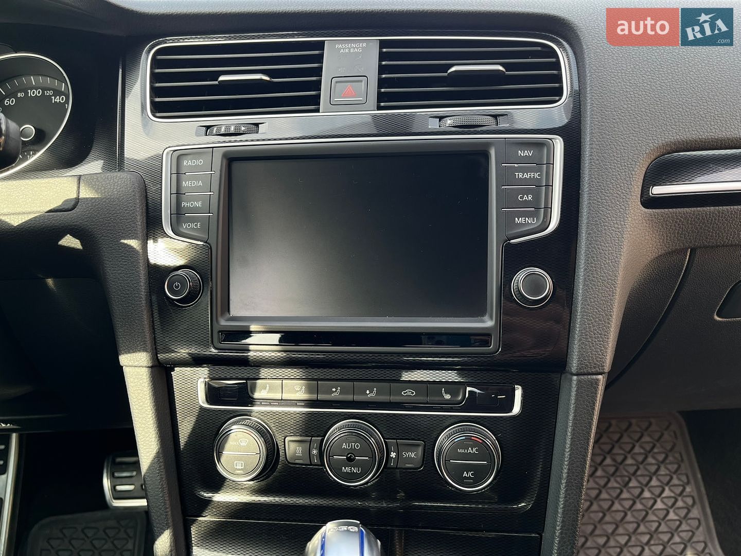 Volkswagen Golf GTE 2015 VIN WVWZZZAUZFW809192 фото оголошення 20 з 26
