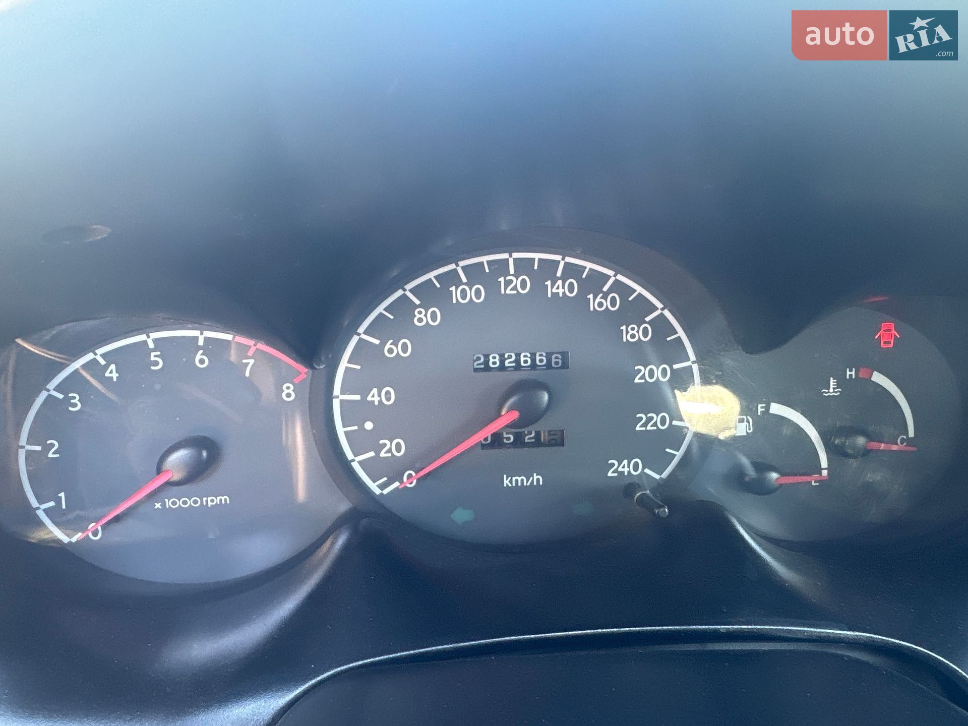 Hyundai Coupe 1997 VIN KMHJG31FPWU083698 фото оголошення 7 з 15