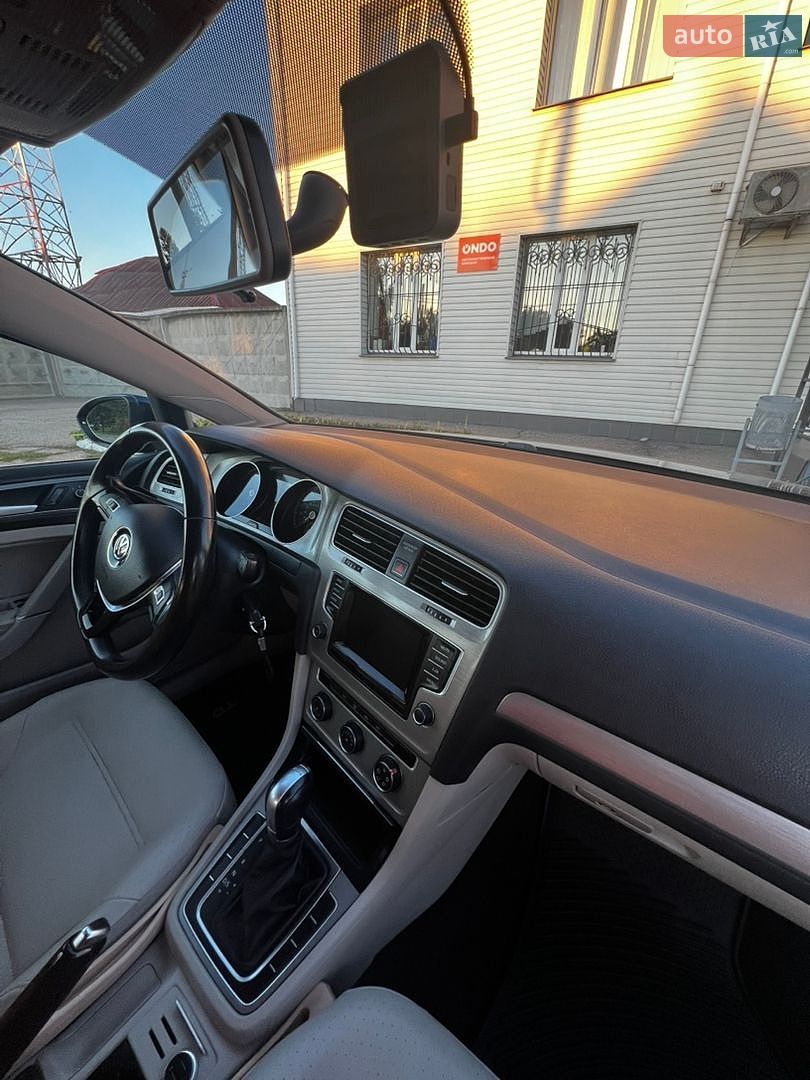 VOLKSWAGEN GOLF 2015 VIN 3VW2A7AU0FM091225 фото оголошення 15 з 30