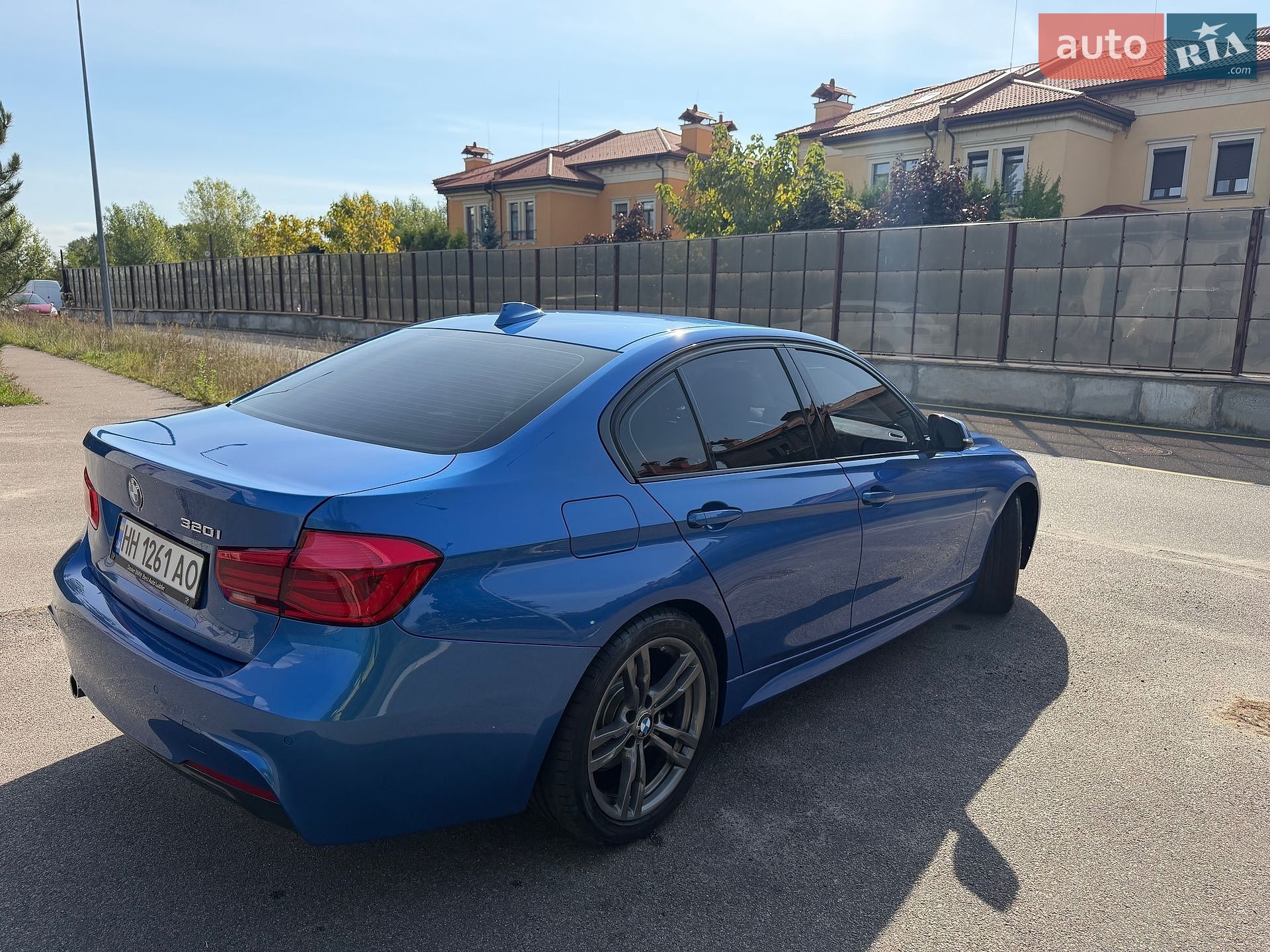 BMW 3 Series 2017 VIN WBA8A9102JAE91279 фото оголошення 5 з 16