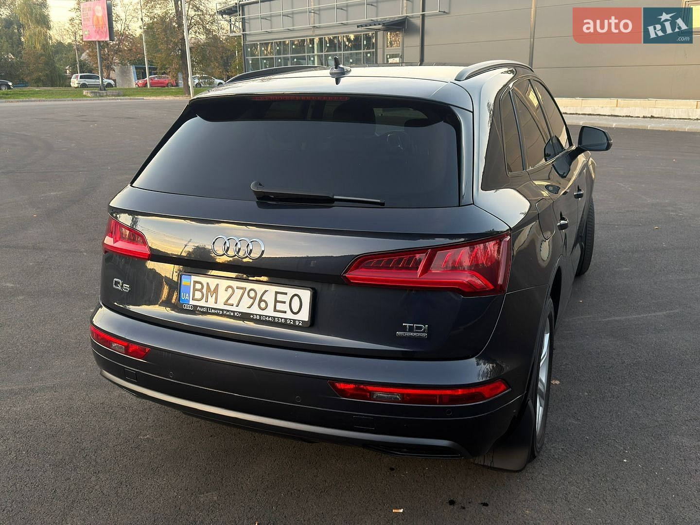 Audi Q5 2018 VIN WAUZZZFY6J2225301 фото оголошення 7 з 40
