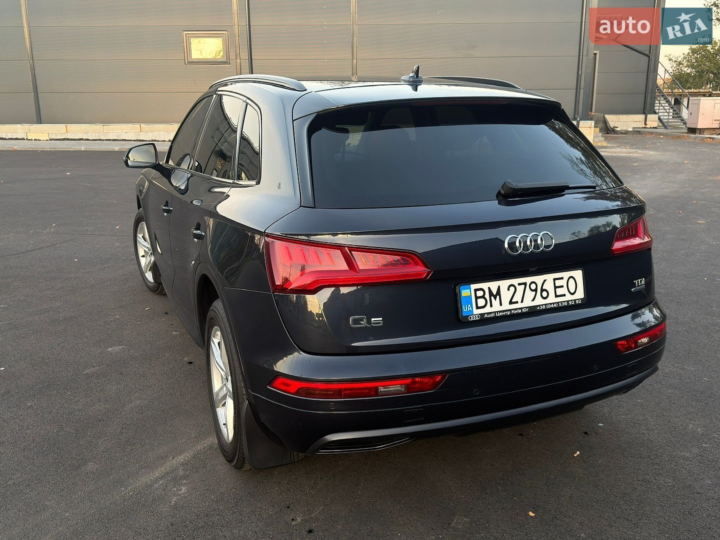 Audi Q5 2018 VIN WAUZZZFY6J2225301 фото оголошення 6 з 40