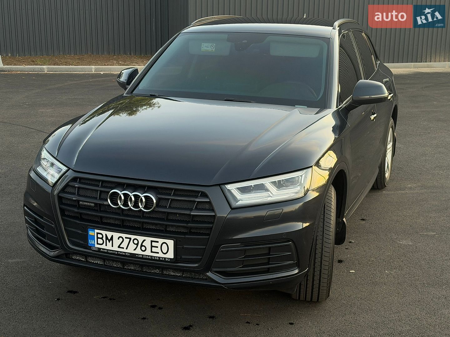 Audi Q5 2018 VIN WAUZZZFY6J2225301 фото оголошення 14 з 40