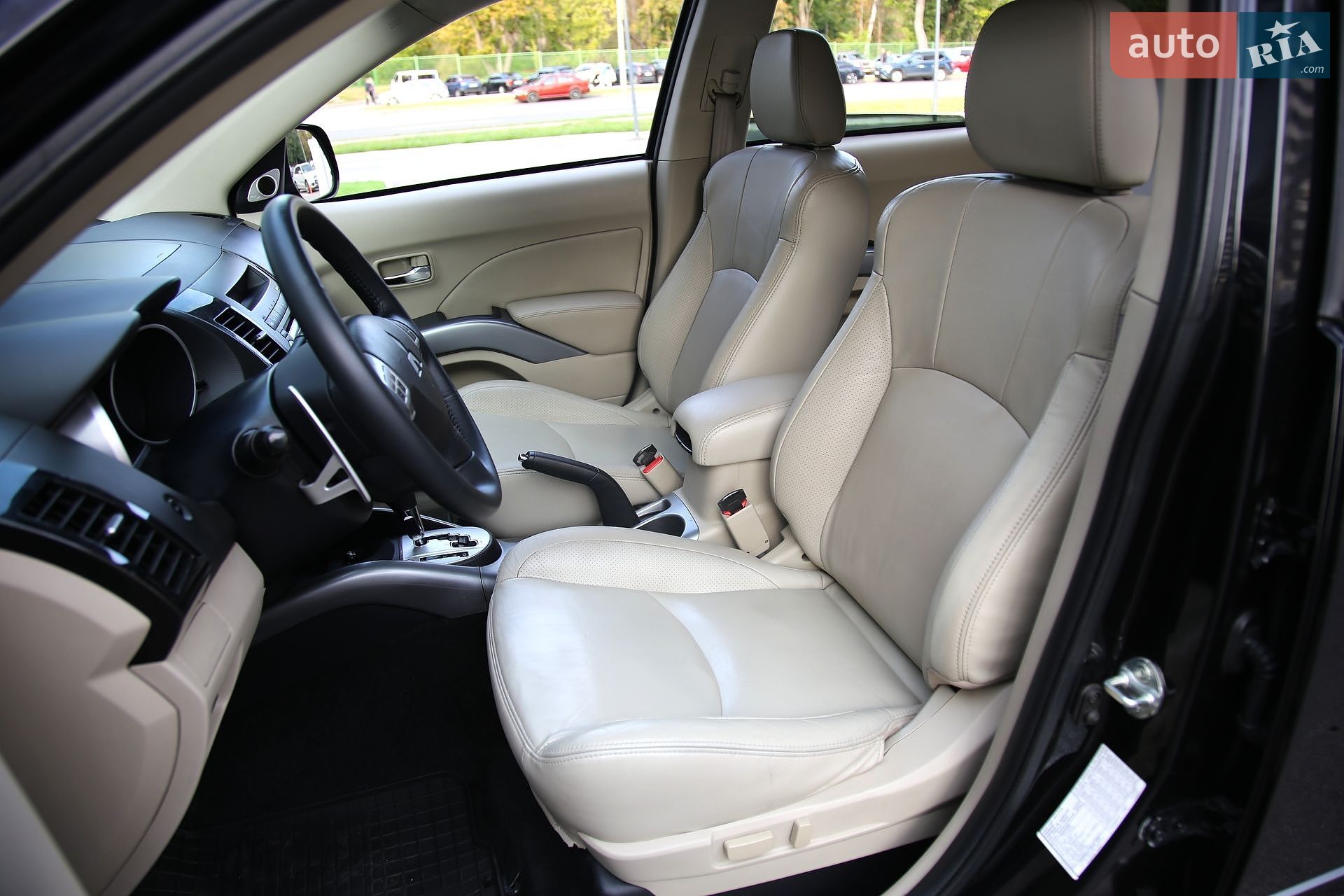 Mitsubishi Outlander XL 2009 VIN JMBXLCW6W9Z000745 фото оголошення 14 з 38