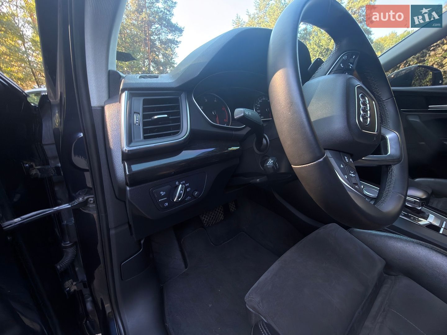 Audi Q5 2018 VIN WAUZZZFY6J2225301 фото оголошення 53 з 53