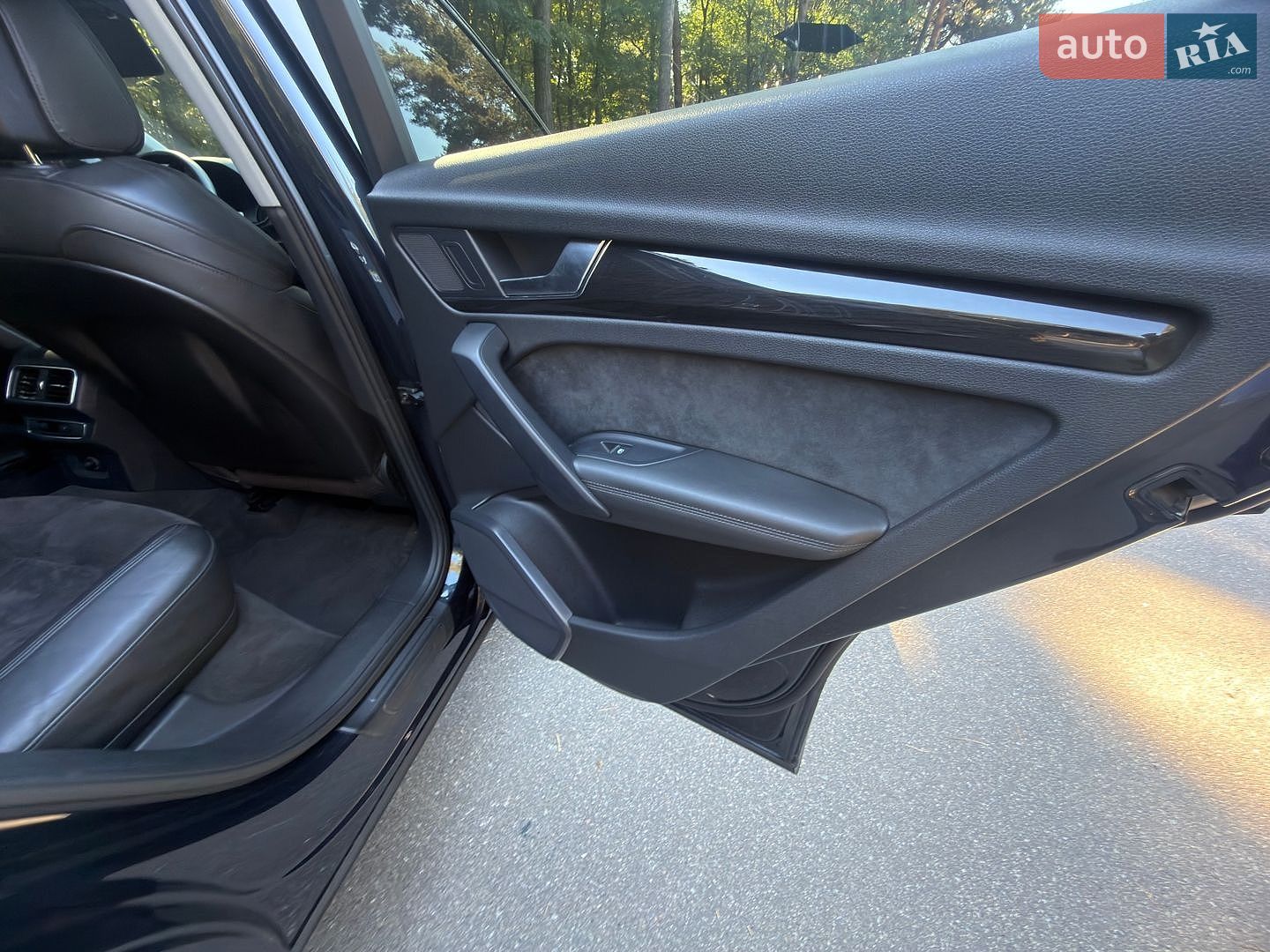 Audi Q5 2018 VIN WAUZZZFY6J2225301 фото оголошення 47 з 53