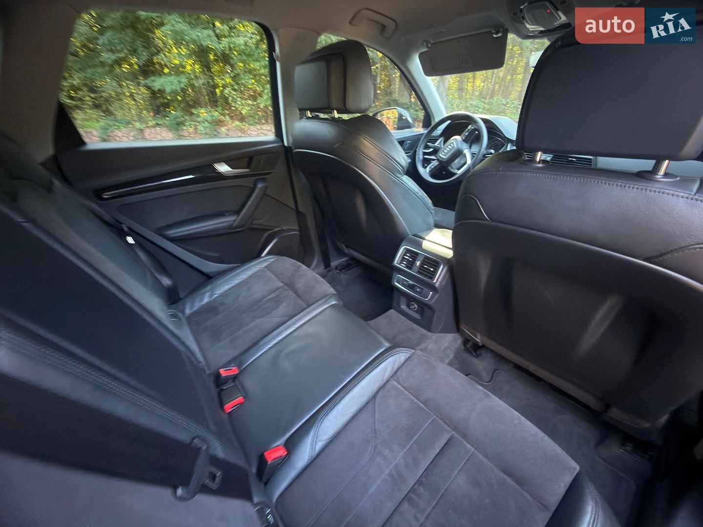 Audi Q5 2018 VIN WAUZZZFY6J2225301 фото оголошення 45 з 53