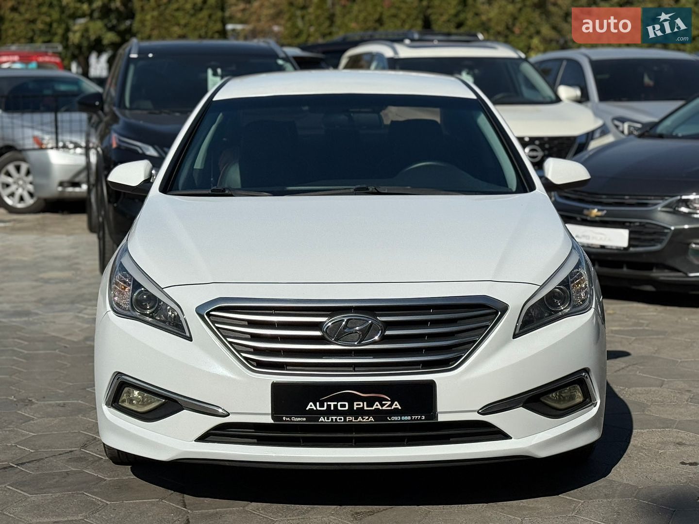 Hyundai Sonata 2017 VIN 5NPE24AF9HH547258 фото оголошення 2 з 38