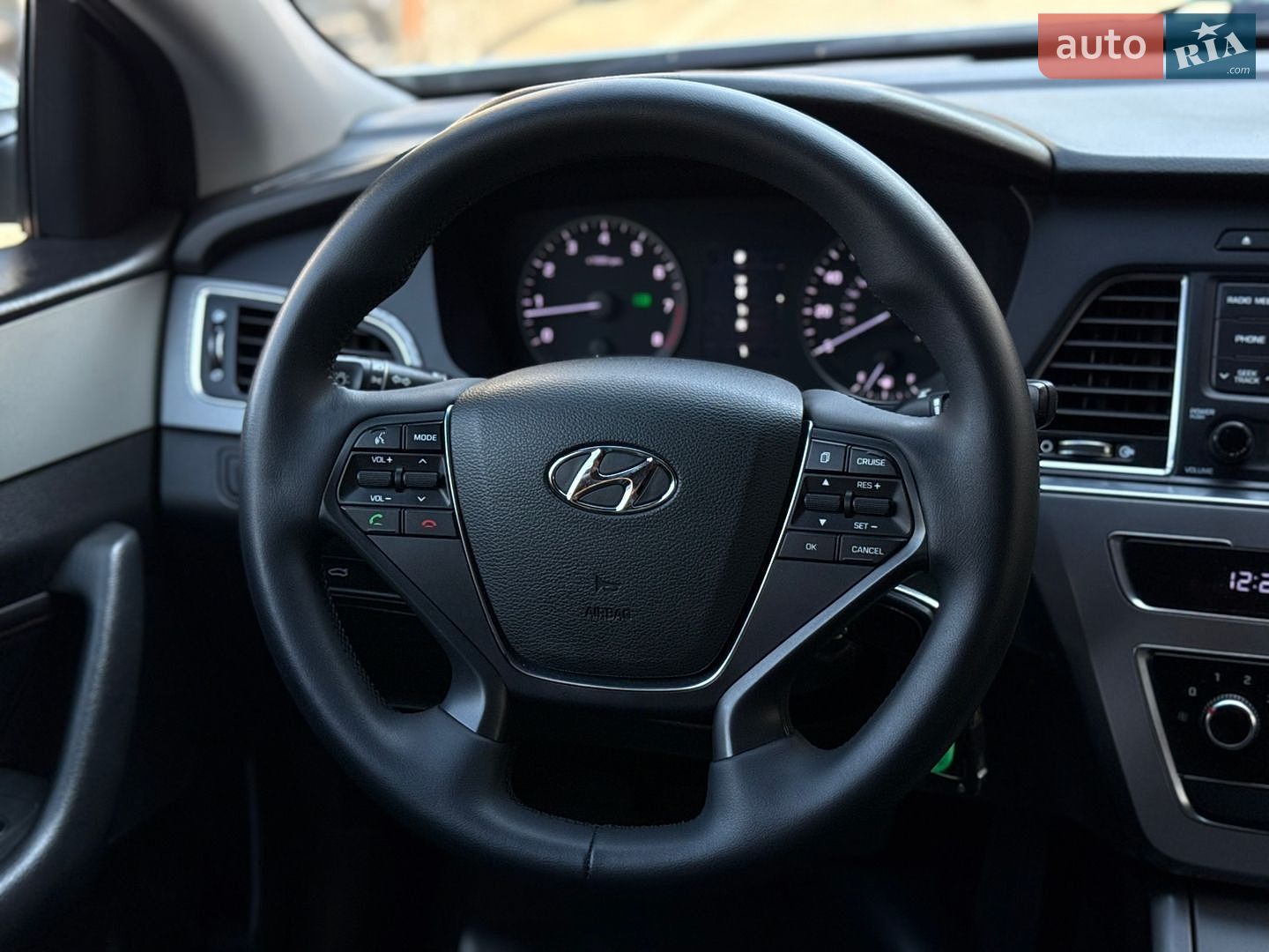 Hyundai Sonata 2017 VIN 5NPE24AF9HH547258 фото оголошення 28 з 38