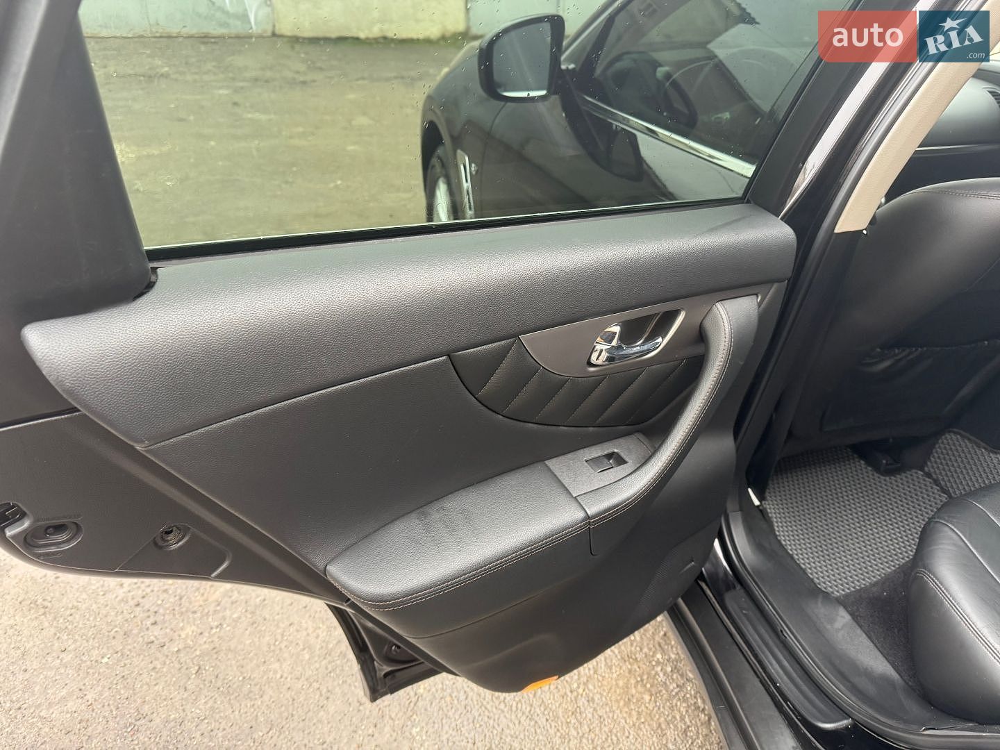 Infiniti QX70 2013 VIN JN8CS1MW8EM411873 фото оголошення 15 з 27