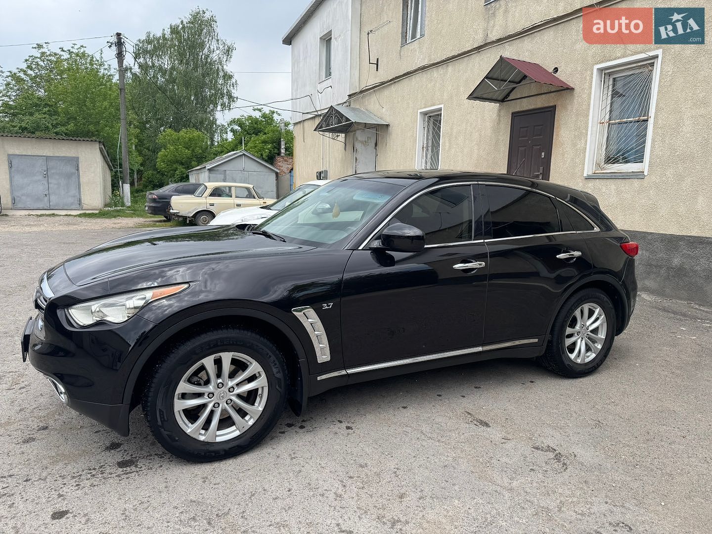 Infiniti QX70 2013 VIN JN8CS1MW8EM411873 фото оголошення 9 з 27