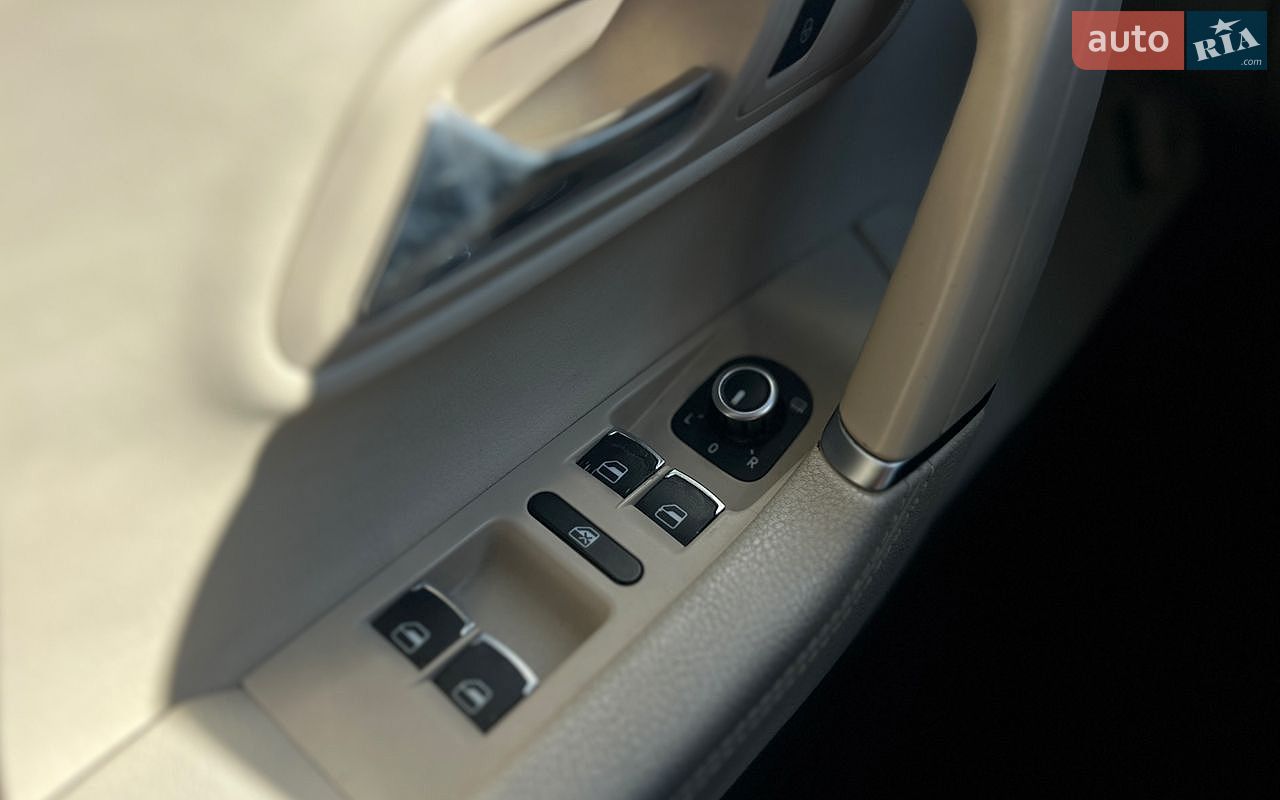 Volkswagen CC / Passat CC 2011 VIN WVWHP7AN6CE513312 фото оголошення 19 з 26