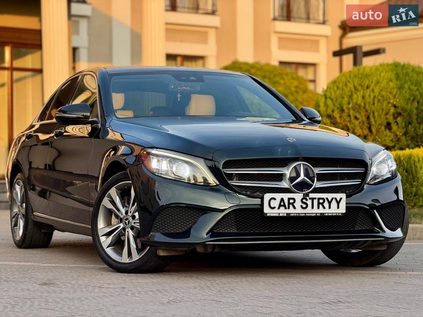 Mercedes-Benz C-Class 2019 VIN 55SWF8EB7KU314300 фото оголошення 12 з 55