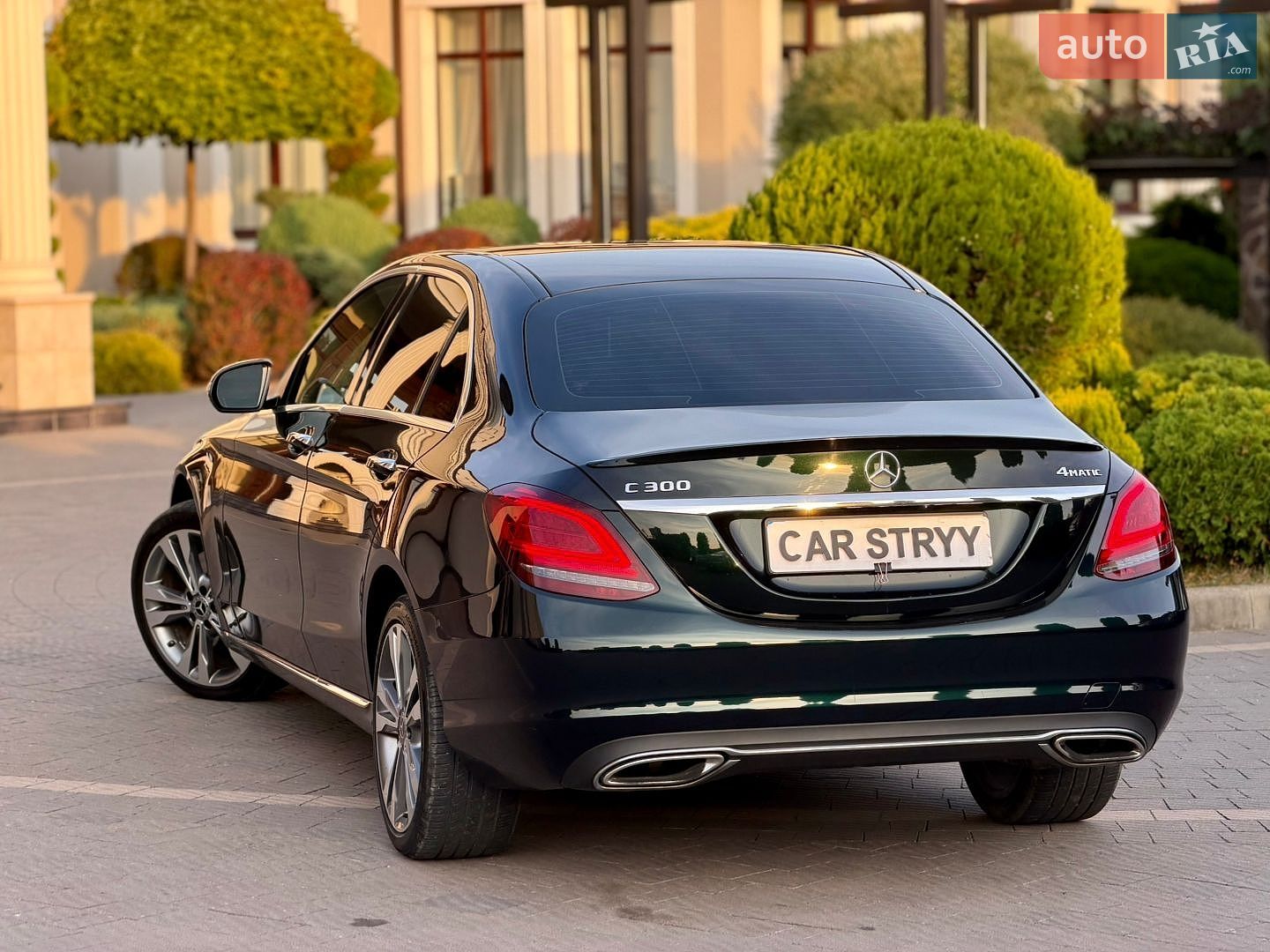 Mercedes-Benz C-Class 2019 VIN 55SWF8EB7KU314300 фото оголошення 17 з 55