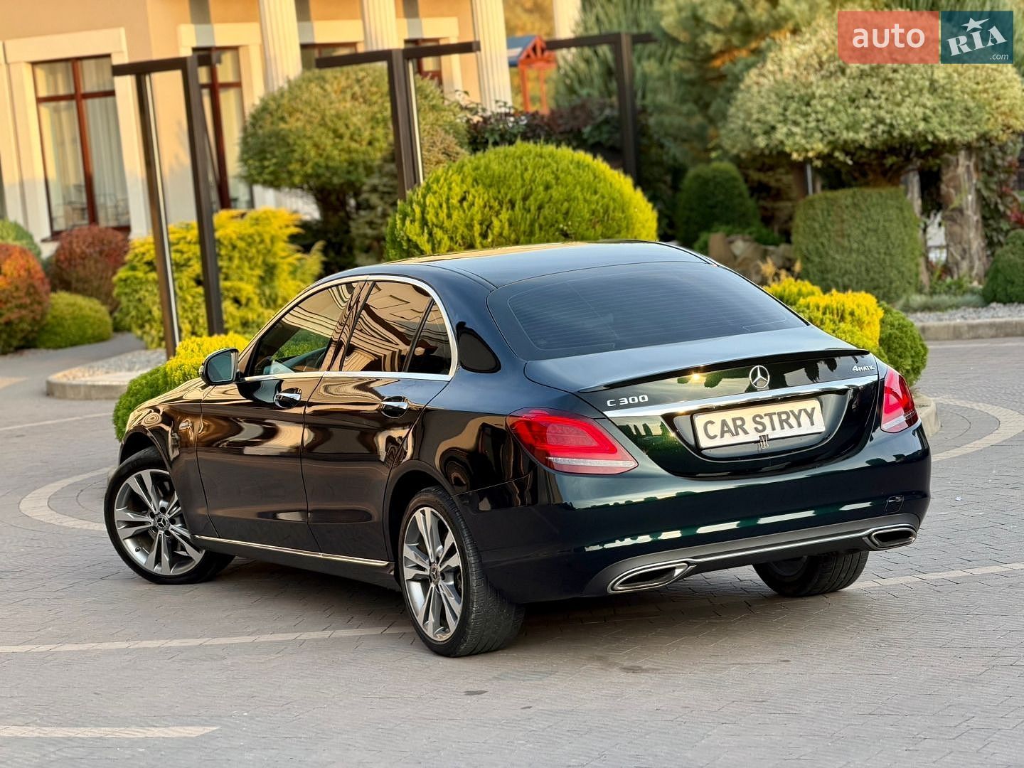 Mercedes-Benz C-Class 2019 VIN 55SWF8EB7KU314300 фото оголошення 16 з 55