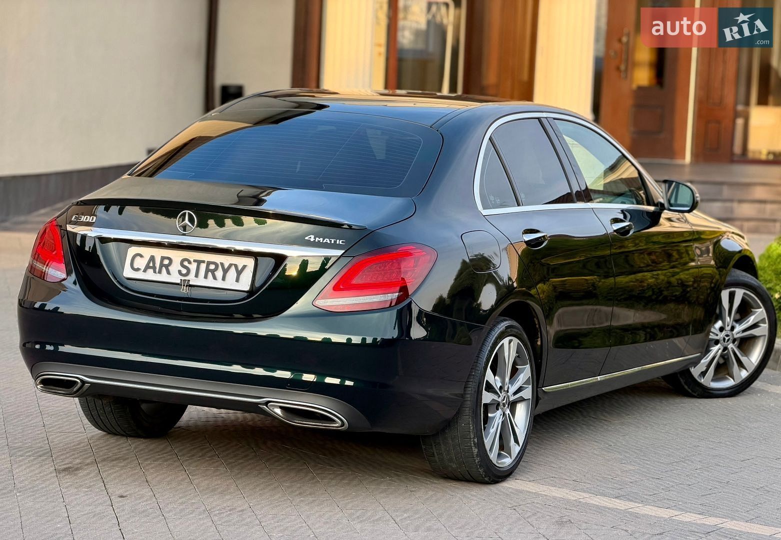 Mercedes-Benz C-Class 2019 VIN 55SWF8EB7KU314300 фото оголошення 23 з 55
