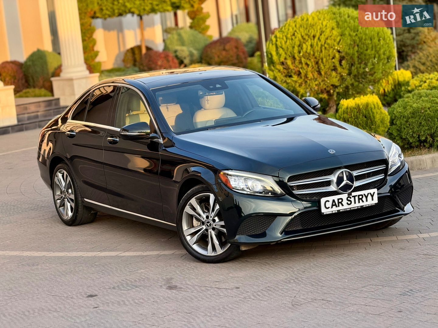 Mercedes-Benz C-Class 2019 VIN 55SWF8EB7KU314300 фото оголошення 13 з 55