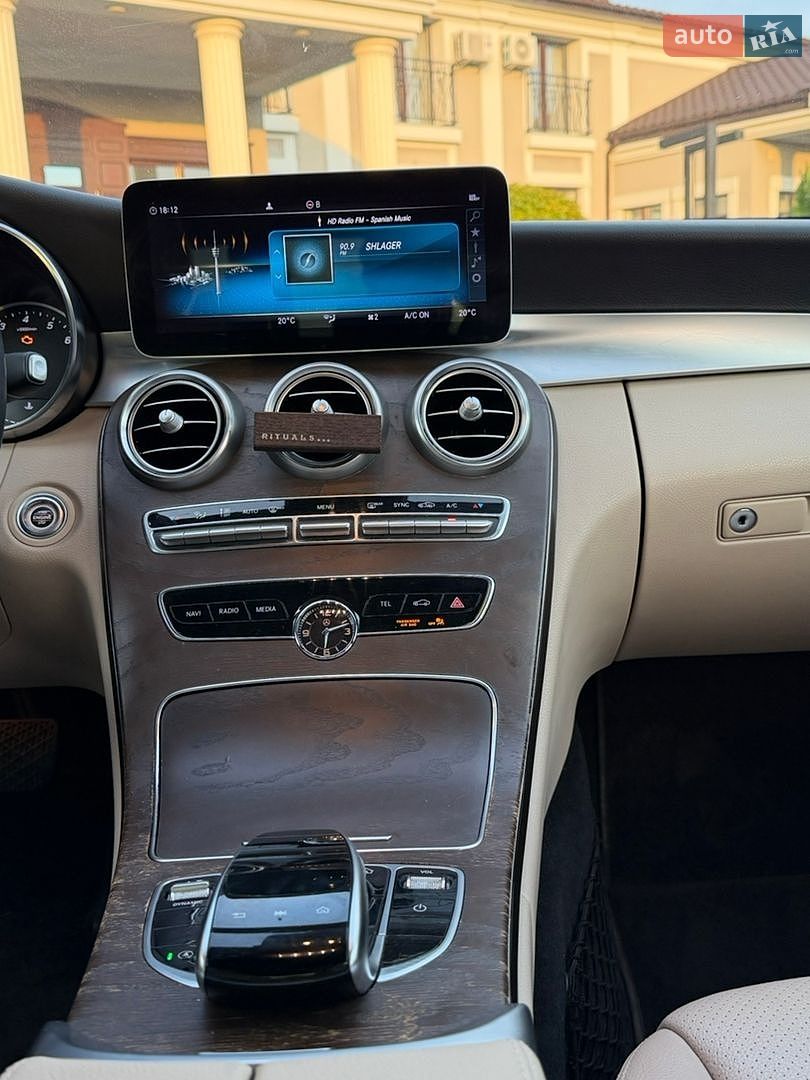 Mercedes-Benz C-Class 2019 VIN 55SWF8EB7KU314300 фото оголошення 38 з 55