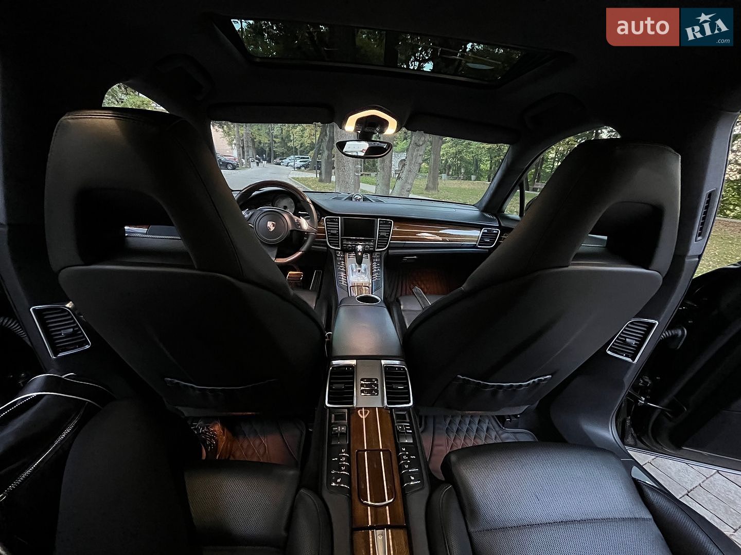 Porsche Panamera 2011 VIN WP0ZZZ97ZBL051909 фото оголошення 12 з 18