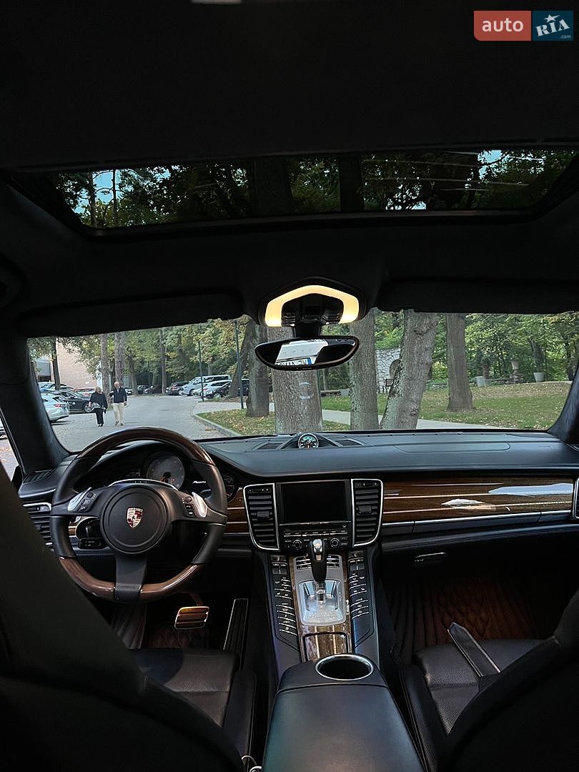 Porsche Panamera 2011 VIN WP0ZZZ97ZBL051909 фото оголошення 10 з 18