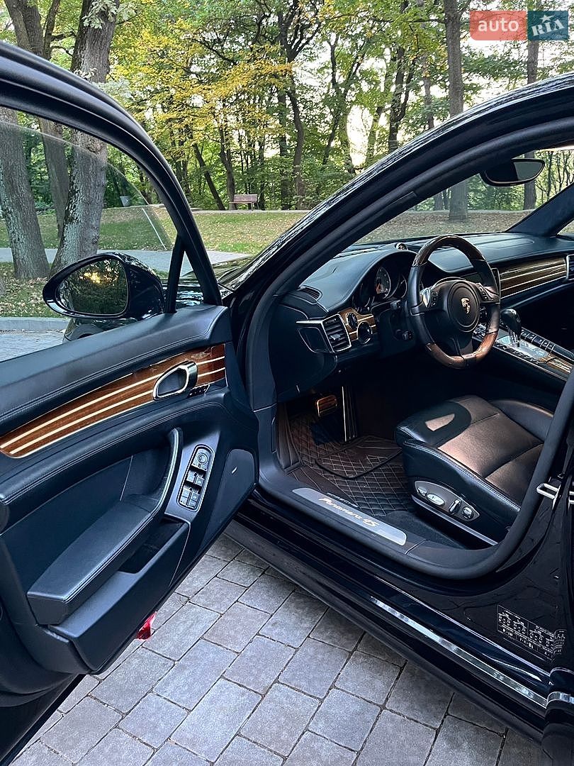 Porsche Panamera 2011 VIN WP0ZZZ97ZBL051909 фото оголошення 11 з 18