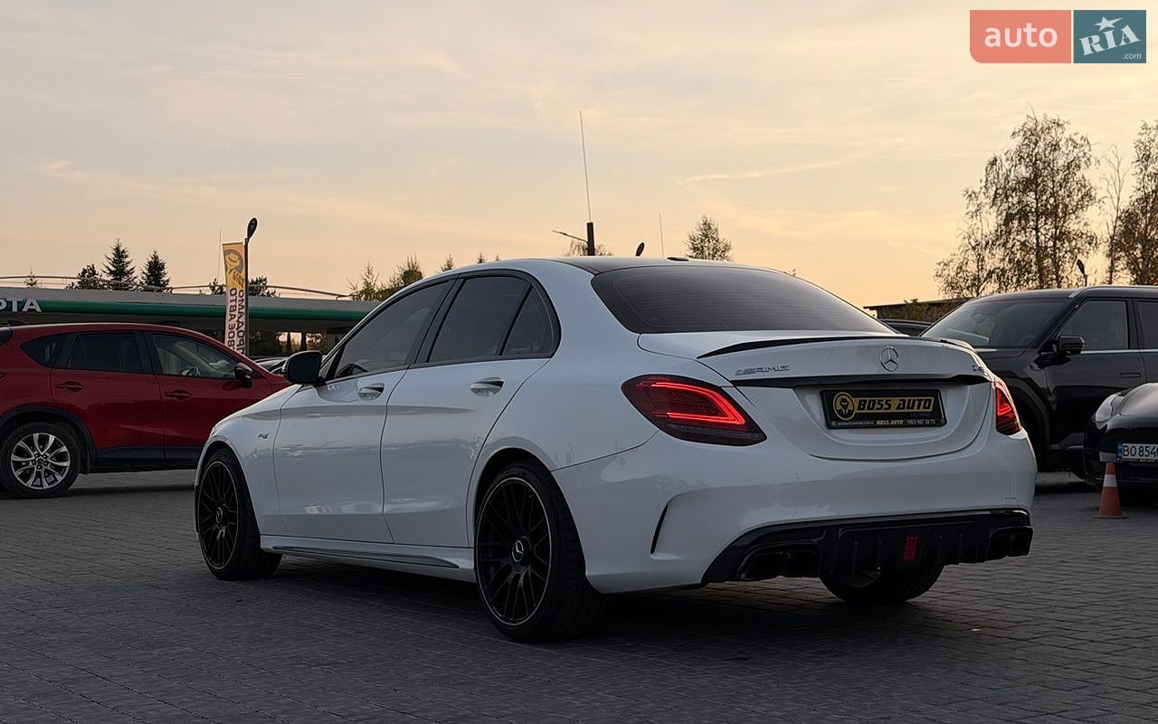 Mercedes-Benz C-Class 2019 VIN 55SWF6EB0LU330327 фото оголошення 5 з 32