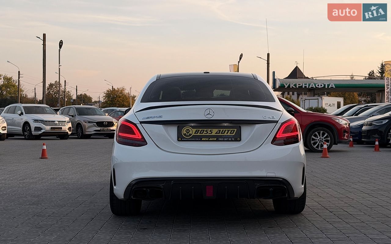 Mercedes-Benz C-Class 2019 VIN 55SWF6EB0LU330327 фото оголошення 6 з 32
