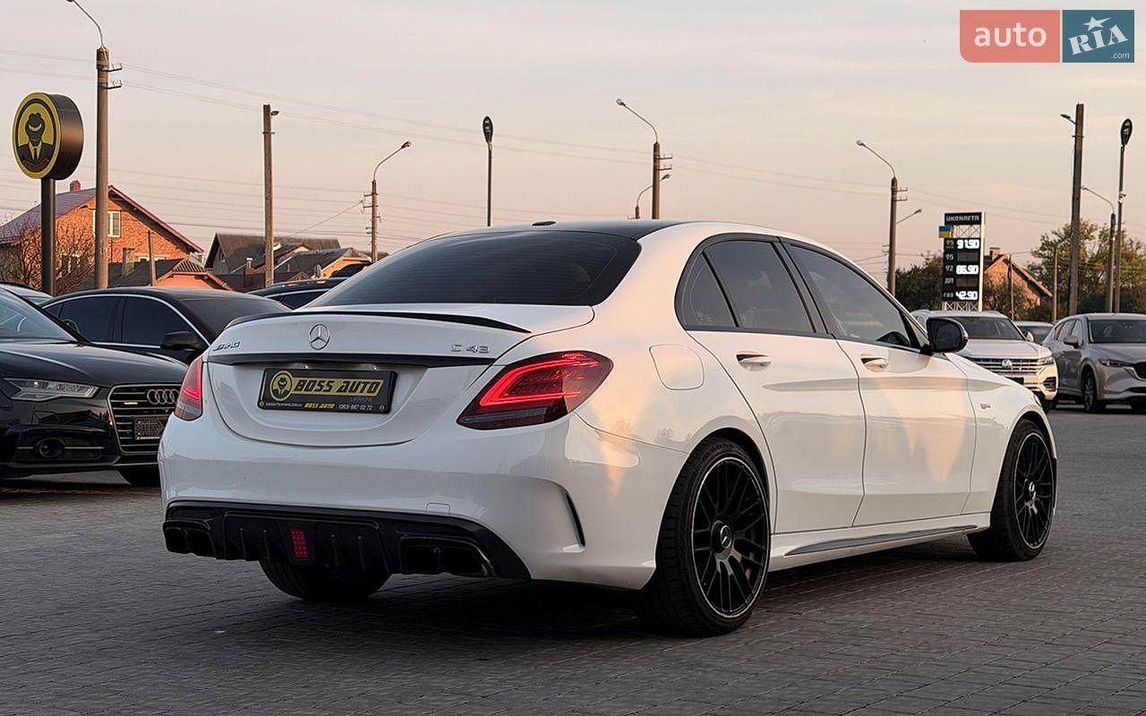 Mercedes-Benz C-Class 2019 VIN 55SWF6EB0LU330327 фото оголошення 7 з 32