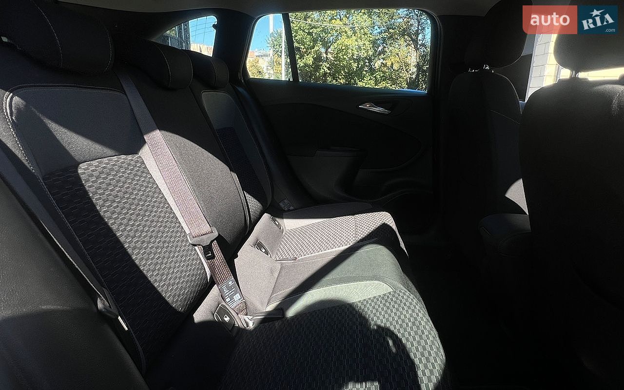 Opel Astra 2020 VIN W0VBD8EV4L8036690 фото оголошення 22 з 23