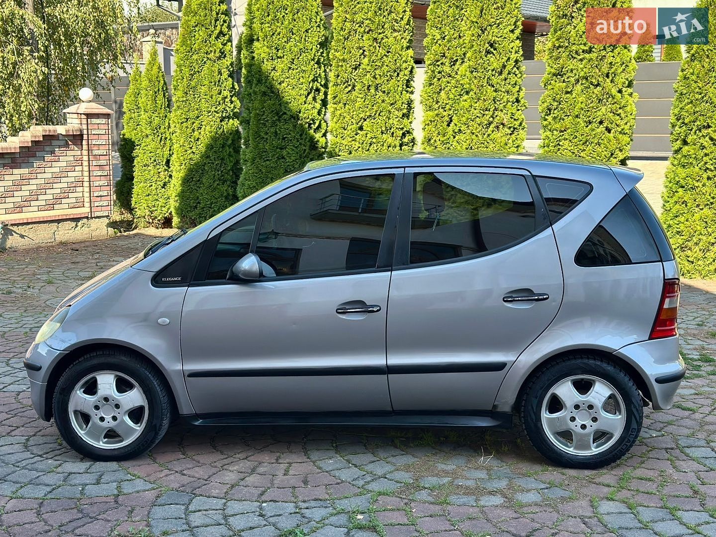 Mercedes-Benz A-Class 1999 VIN WDB1680081J290370 фото оголошення 4 з 40