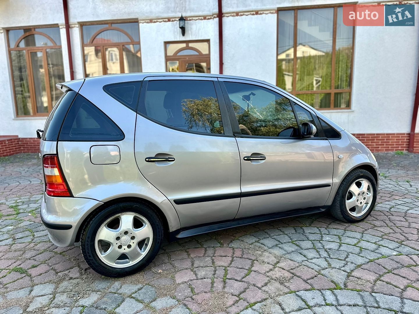 Mercedes-Benz A-Class 1999 VIN WDB1680081J290370 фото оголошення 10 з 40