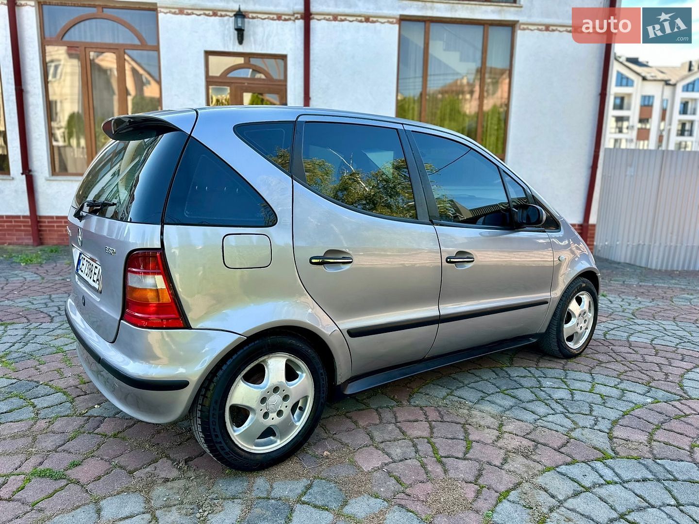 Mercedes-Benz A-Class 1999 VIN WDB1680081J290370 фото оголошення 9 з 40