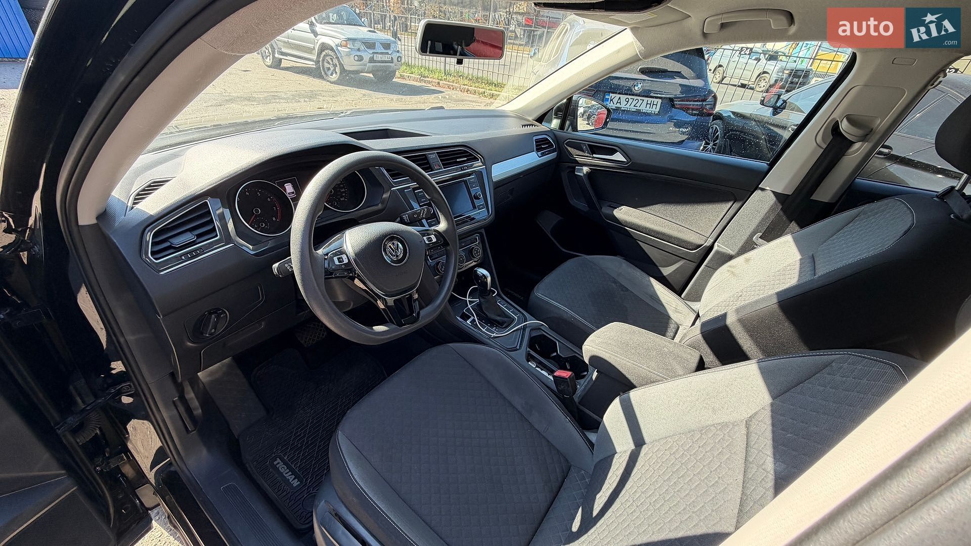 VOLKSWAGEN TIGUAN 2021 VIN 3VV1B7AX2MM076259 фото оголошення 14 з 18