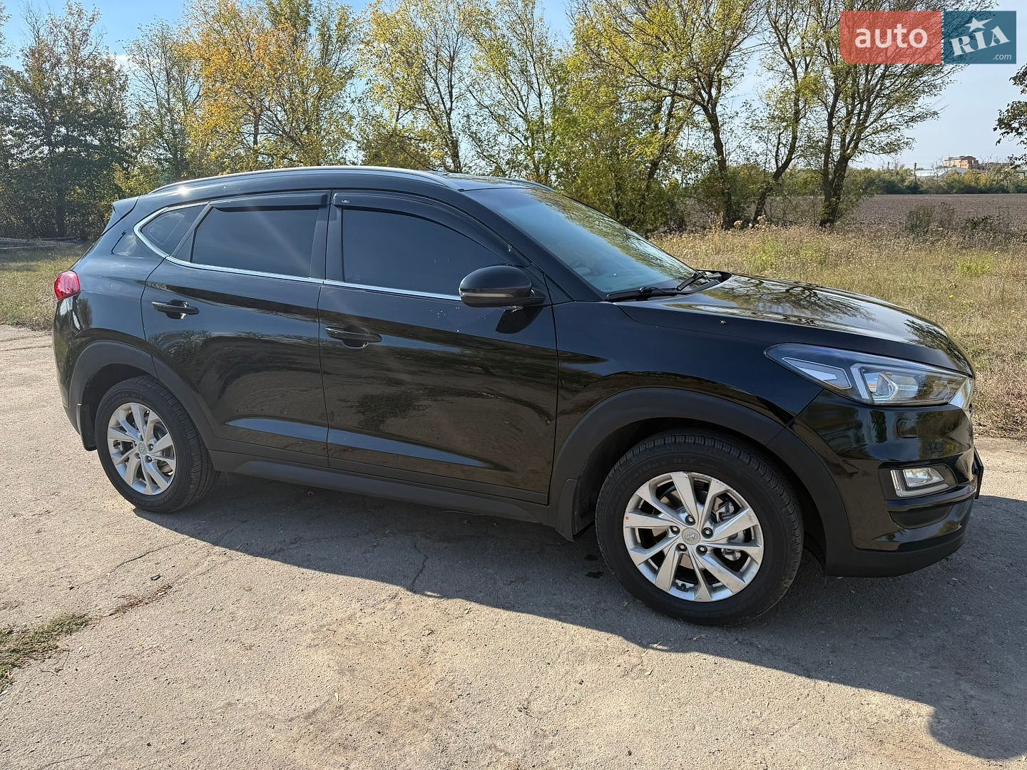 HYUNDAI TUCSON 2019 VIN TMAJ3813BLJ939207 фото оголошення 3 з 22