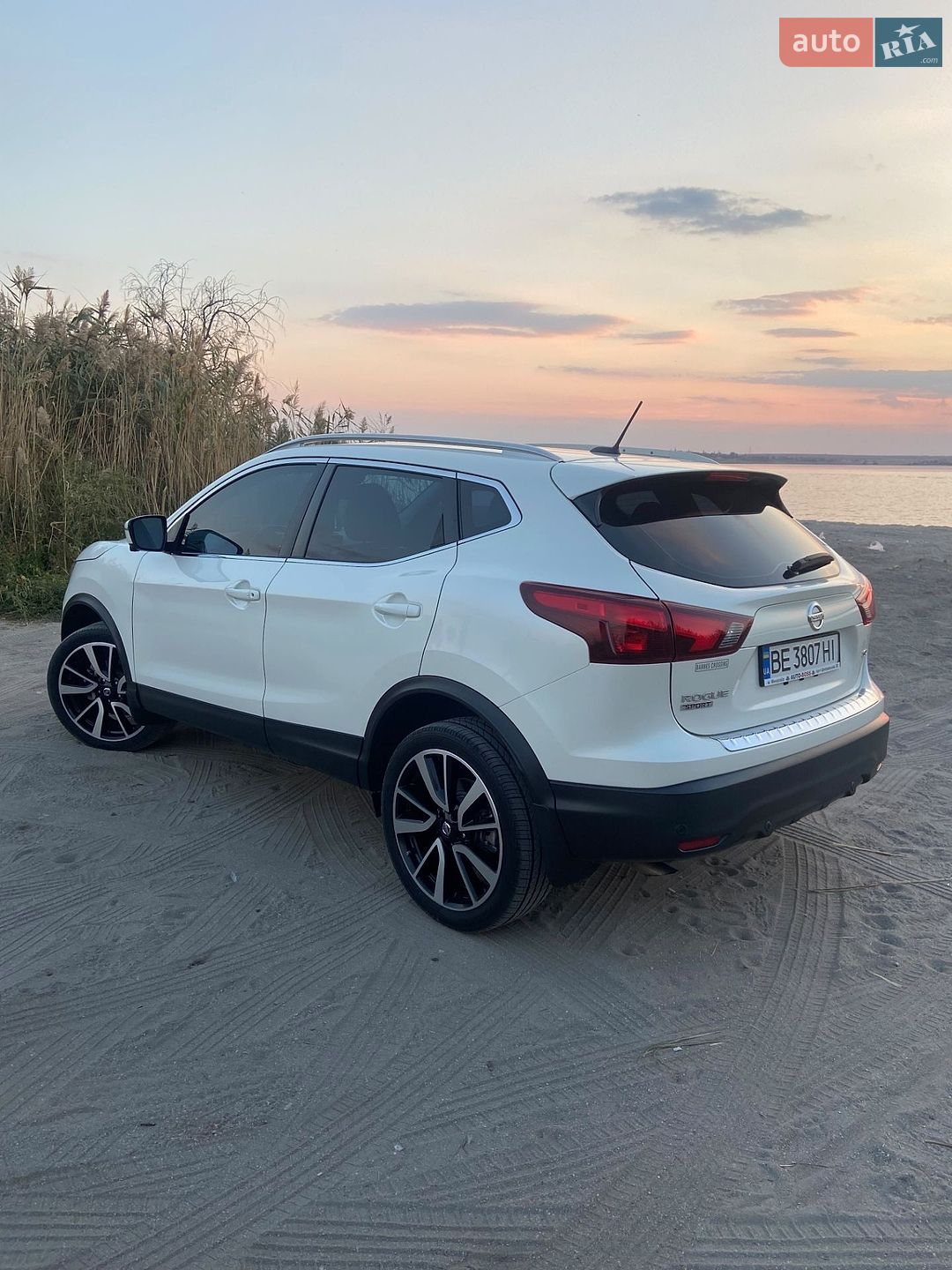 Nissan Rogue Sport 2019 VIN JN1BJ1CP4KW229448 фото оголошення 6 з 39