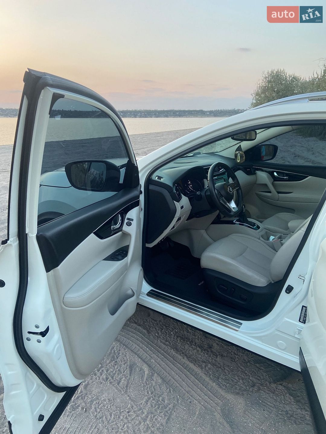 Nissan Rogue Sport 2019 VIN JN1BJ1CP4KW229448 фото оголошення 26 з 39