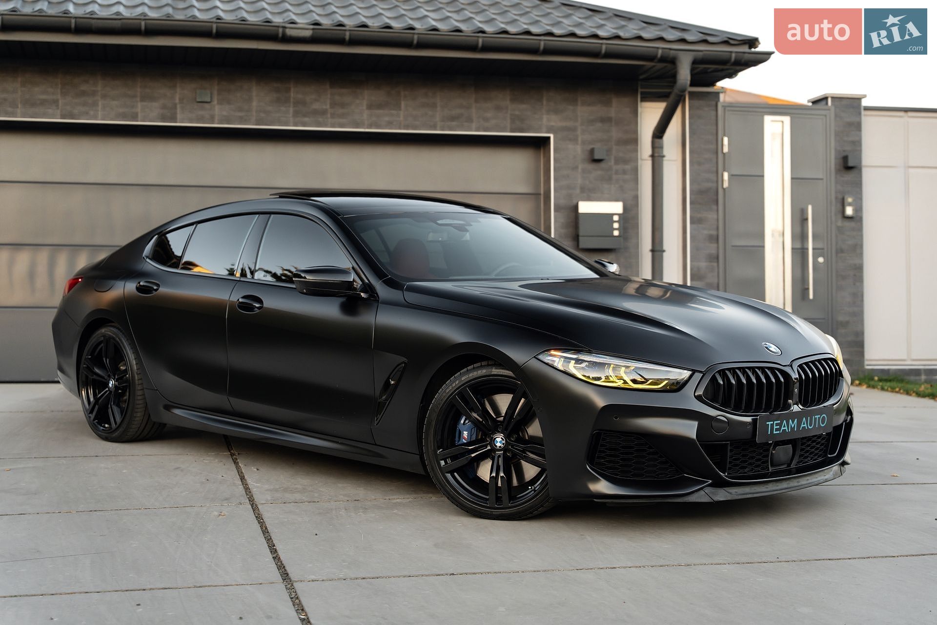 BMW 8 Series Gran Coupe 2019 VIN WBAGV8C06LBP48977 фото оголошення 4 з 90