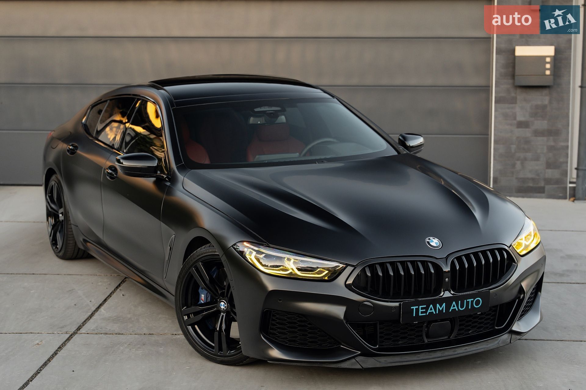 BMW 8 Series Gran Coupe 2019 VIN WBAGV8C06LBP48977 фото оголошення 8 з 90