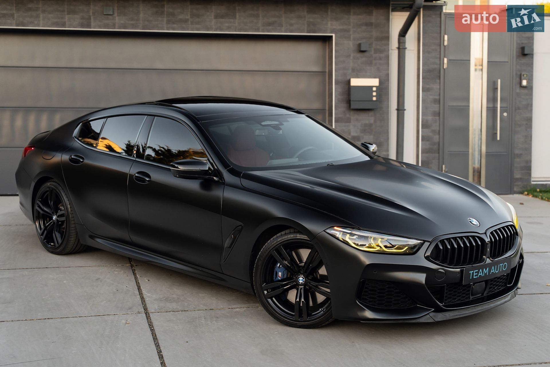 BMW 8 Series Gran Coupe 2019 VIN WBAGV8C06LBP48977 фото оголошення 6 з 90