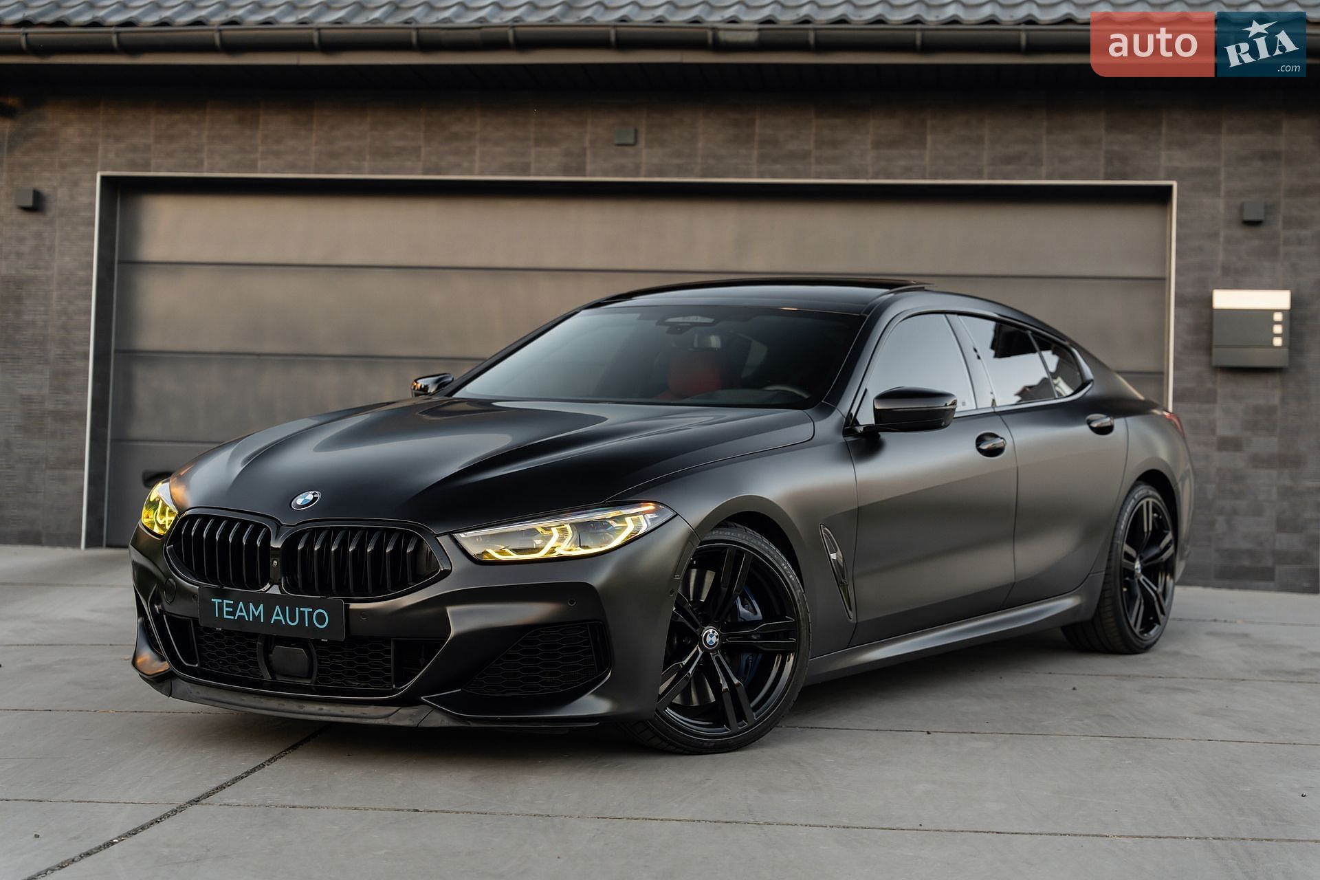 BMW 8 Series Gran Coupe 2019 VIN WBAGV8C06LBP48977 фото оголошення 16 з 90