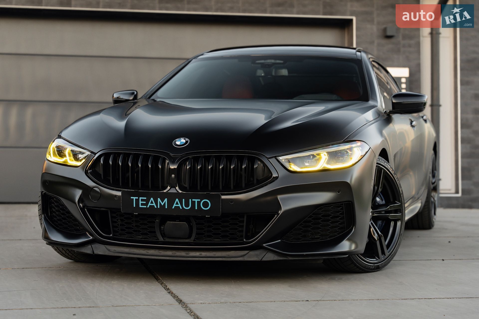 BMW 8 Series Gran Coupe 2019 VIN WBAGV8C06LBP48977 фото оголошення 17 з 90