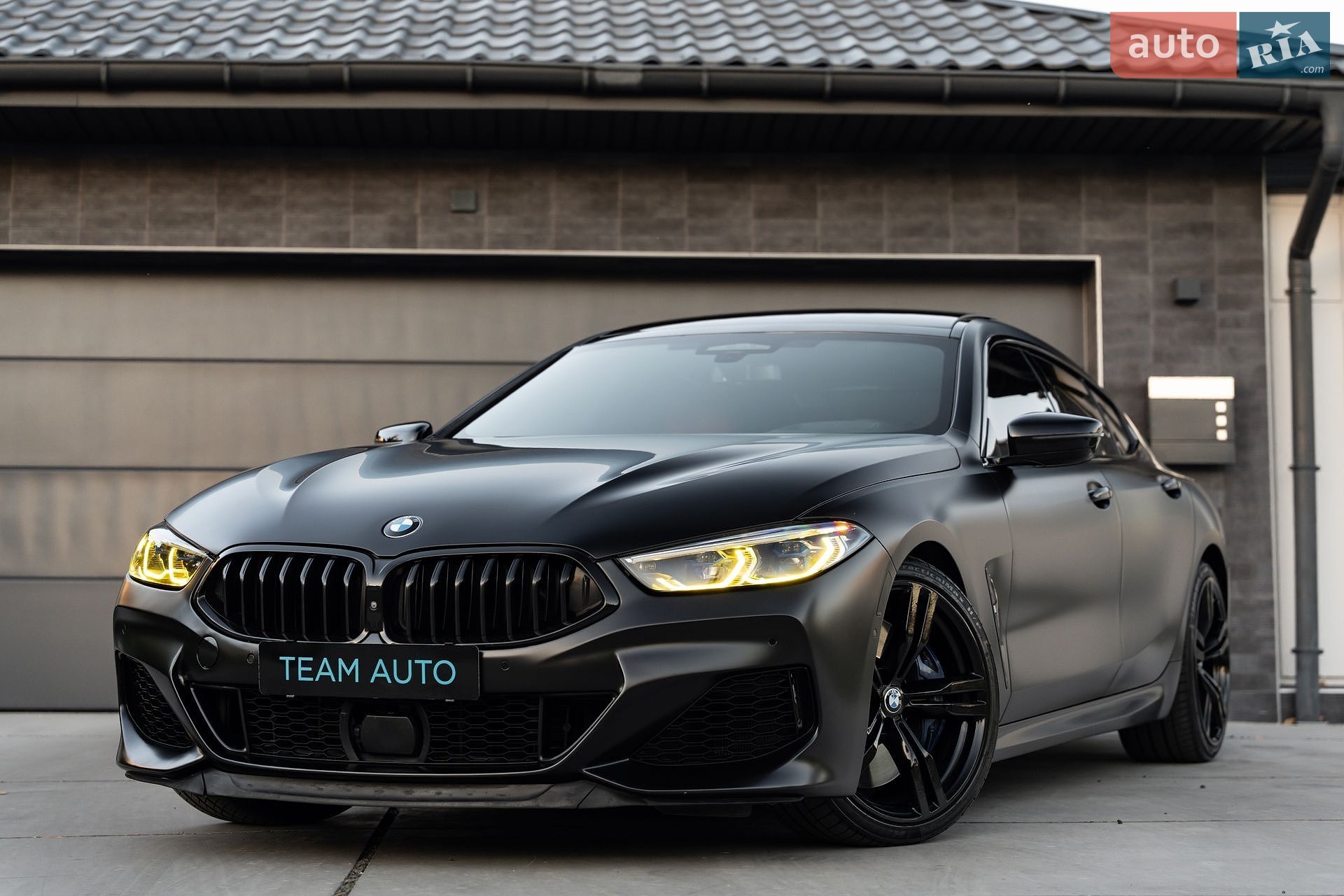 BMW 8 Series Gran Coupe 2019 VIN WBAGV8C06LBP48977 фото оголошення 19 з 90