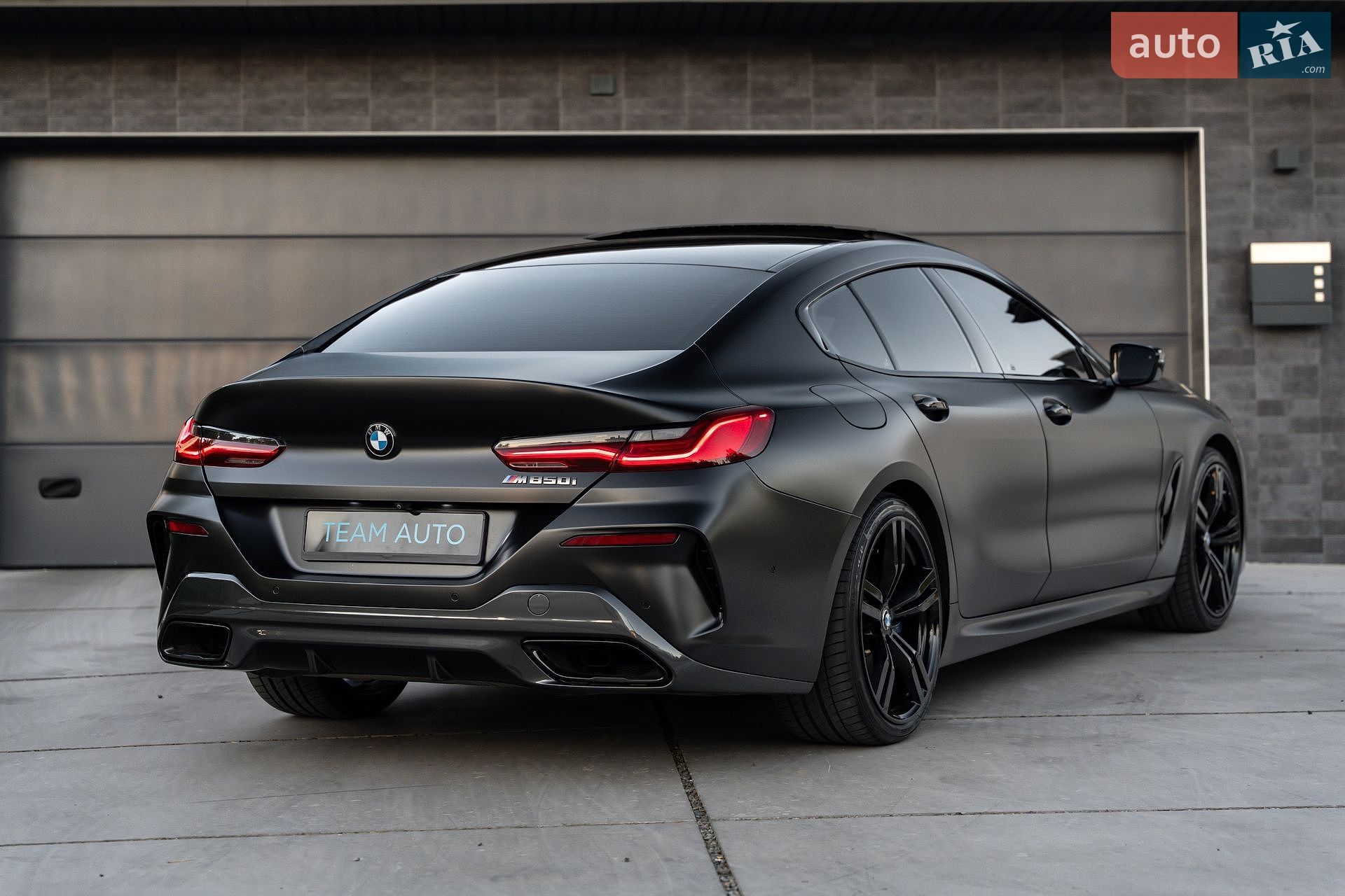 BMW 8 Series Gran Coupe 2019 VIN WBAGV8C06LBP48977 фото оголошення 33 з 90