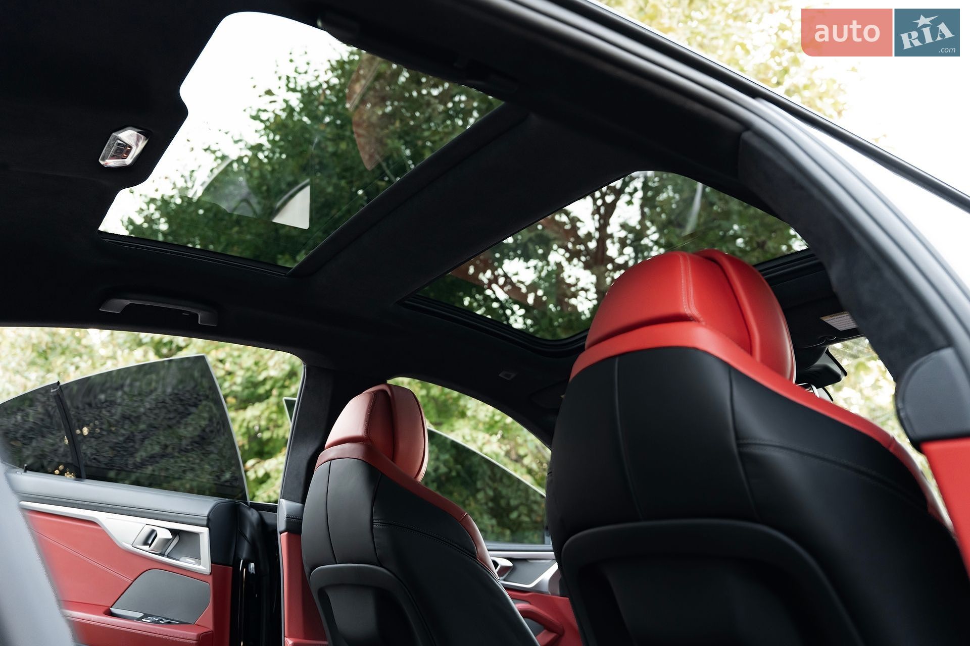 BMW 8 Series Gran Coupe 2019 VIN WBAGV8C06LBP48977 фото оголошення 83 з 90