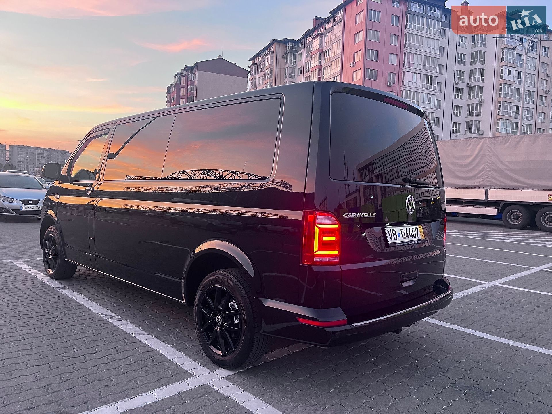 Volkswagen Caravelle 2018 VIN WV2ZZZ7HZJH200524 фото оголошення 15 з 100