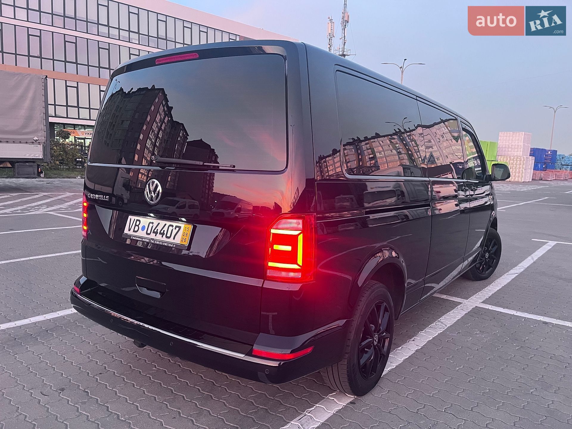 Volkswagen Caravelle 2018 VIN WV2ZZZ7HZJH200524 фото оголошення 8 з 100