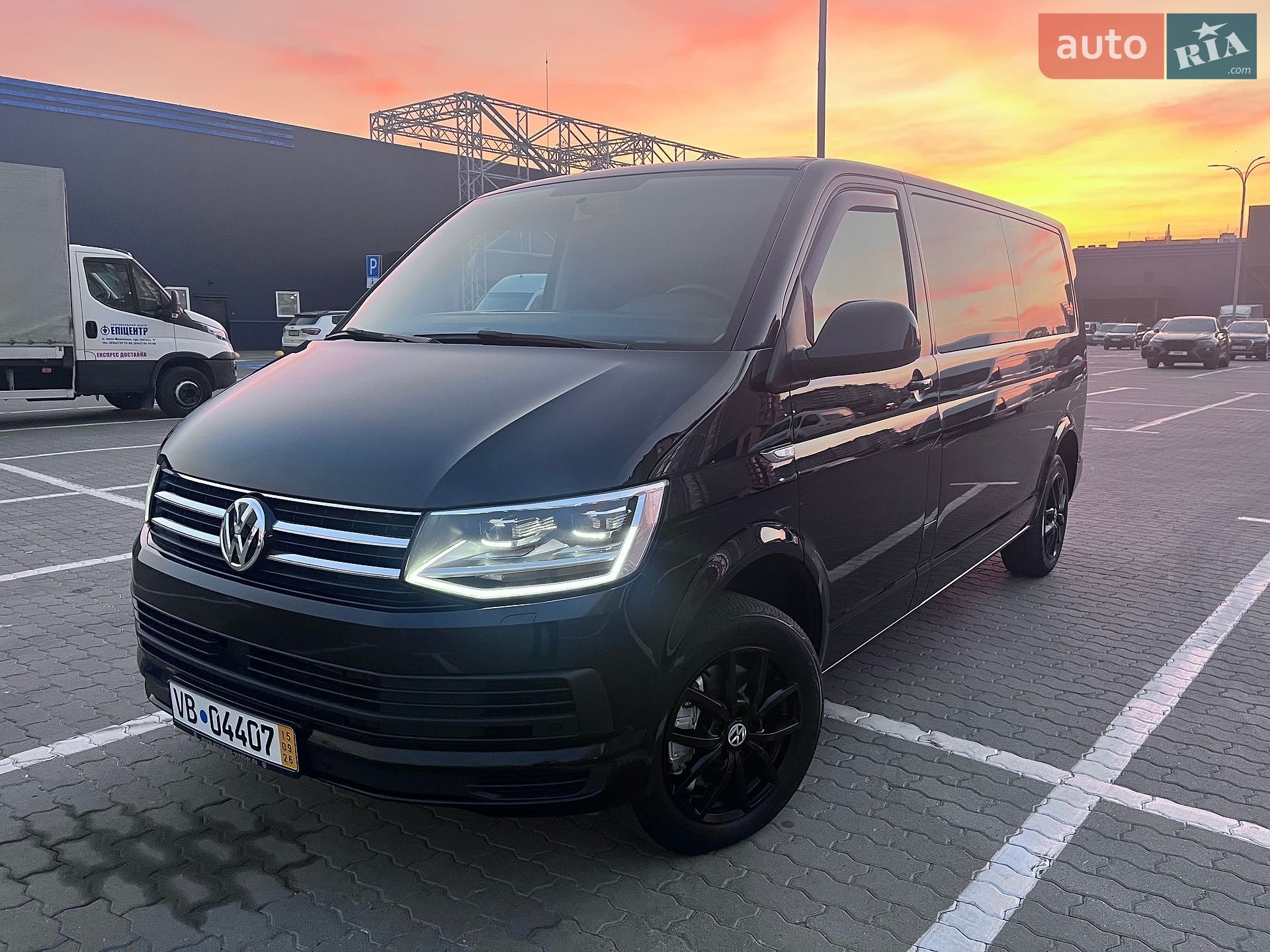Volkswagen Caravelle 2018 VIN WV2ZZZ7HZJH200524 фото оголошення 11 з 100